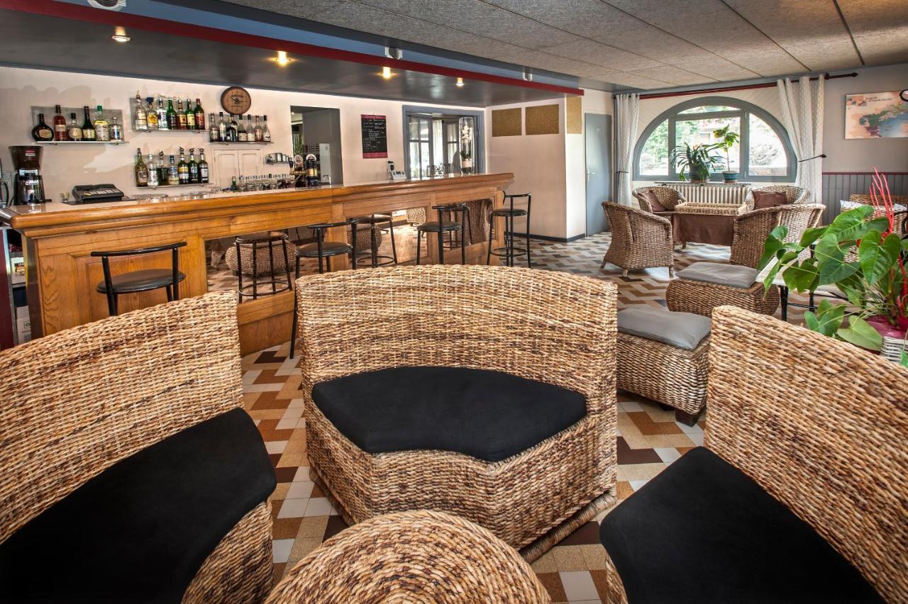 Hotel Restaurant De La Poste Et La Grange Detente, Espace Bien-Etre Châteauneuf-de-Randon Buitenkant foto